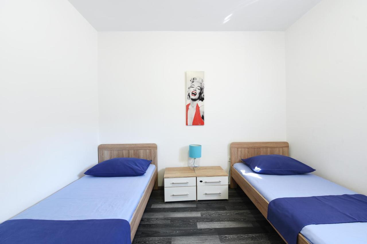 Apartments Mirasol Umag Exterior photo